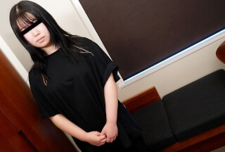 10musume 天然むすめ 040123_01 初心な女の子と思いきや赤い下着にパイパンマンコで中出しまでしちゃいました! 田所三久