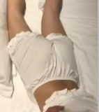直接把穿睡衣的女友带来开房也不脱了直接开干
